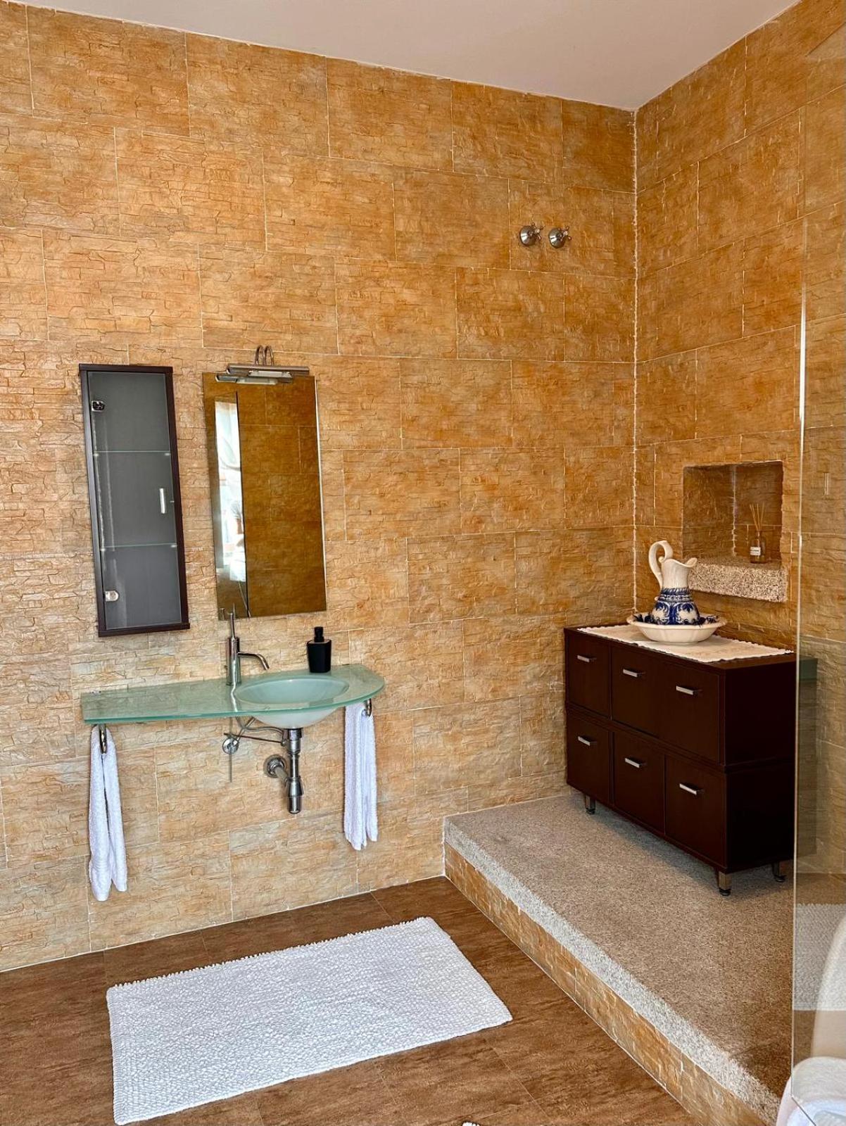 Casas Do Rio 3* Cossourado (Braga)
